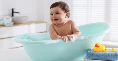 Your Baby’s First Bath: A New Mom’s Experience &amp; What Helped the Most