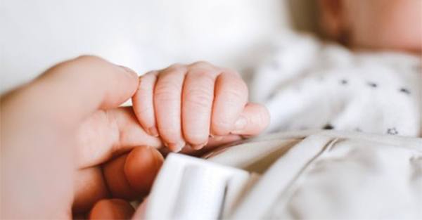 8 Ways Babies Benefit From Co-Sleeping