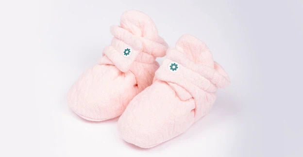 When should a baby wear booties