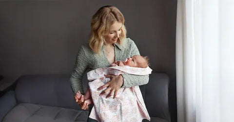 How to Swaddle a Baby During Travel?