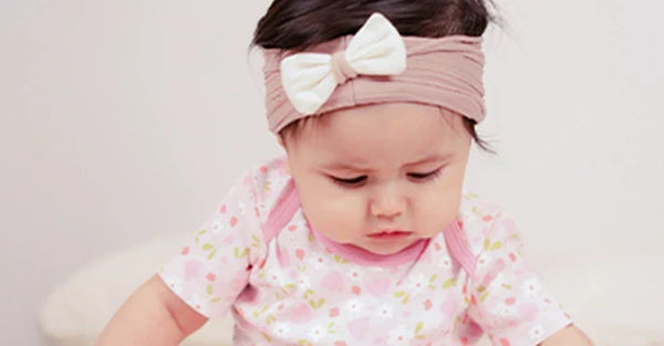 Why Many Parents Love Using Hairbands for Newborns