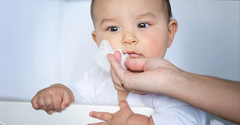 How to help a baby sleep with a stuffy nose?